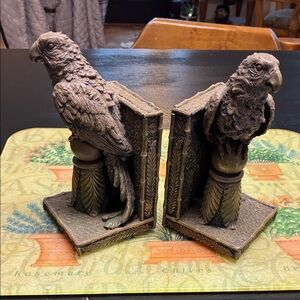 Brown Parrot Bookends